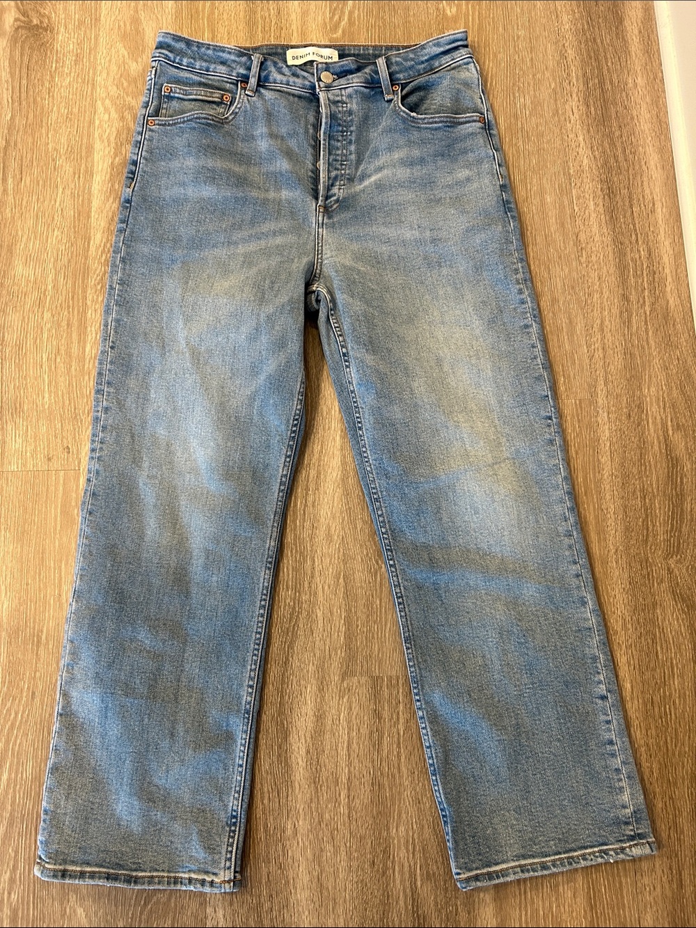Denim Forum - The Arlo Curve-Fit Hi Straight Jeans